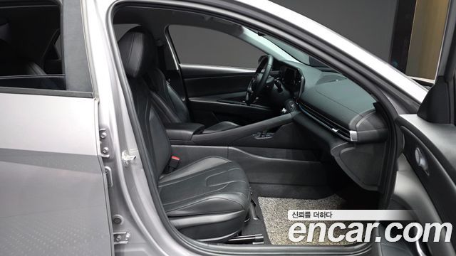 Hyundai AVANTE 2024 — photo 11