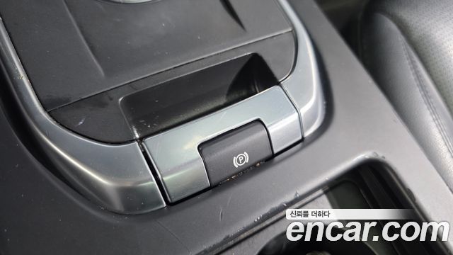 Land Rover Discovery Sport 2019 — photo 22