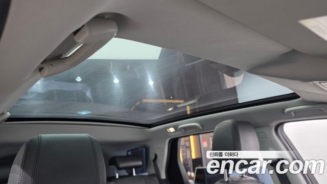 Land Rover Discovery Sport 2019 — photo 25