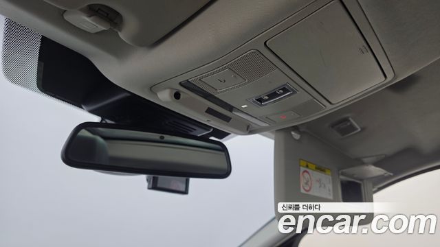 Land Rover Discovery Sport 2019 — photo 29