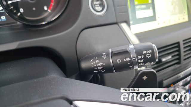 Land Rover Discovery Sport 2019 — photo 35