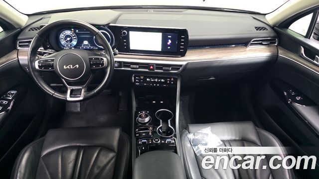 Kia K5 2022 — photo 10