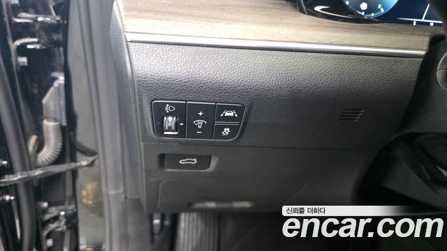 Kia K5 2022 — photo 26