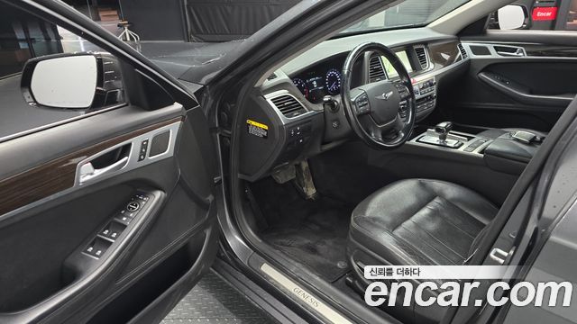 Genesis G80 2017 — photo 13