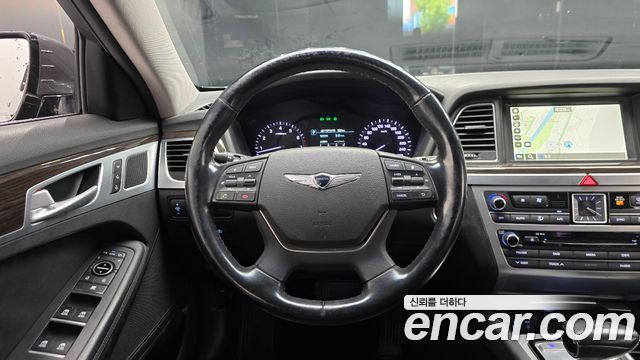 Genesis G80 2017 — photo 18