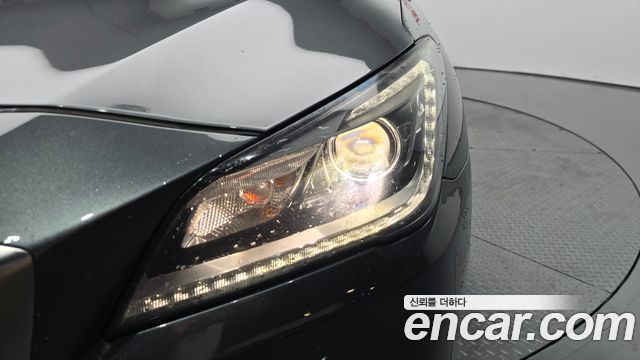 Genesis G80 2017 — photo 8