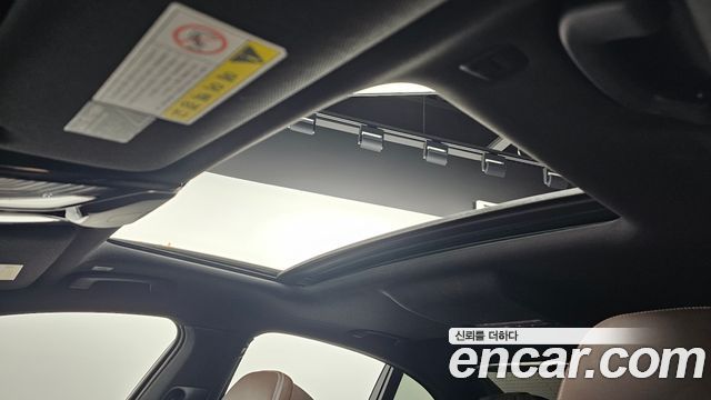 BMW 7-Series 2019 — photo 18