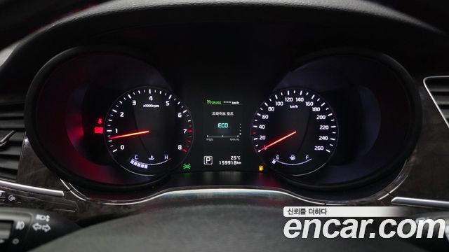 Kia K9 2016 — photo 8