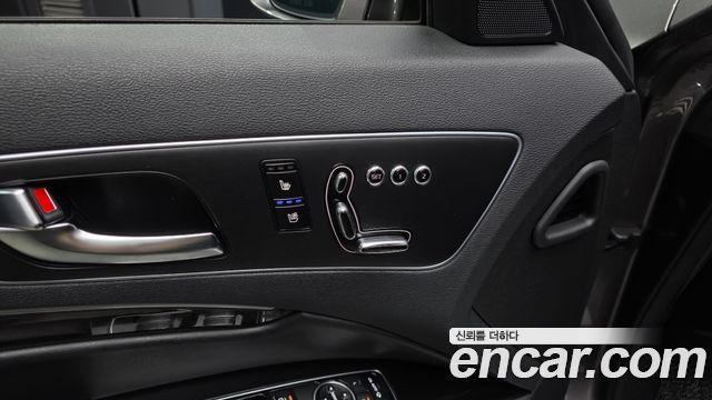 Kia K9 2016 — photo 18