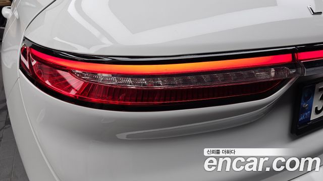 Lincoln Corsair 2021 — photo 9