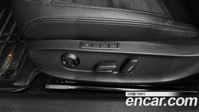 Volkswagen Passat 2015 — photo 16