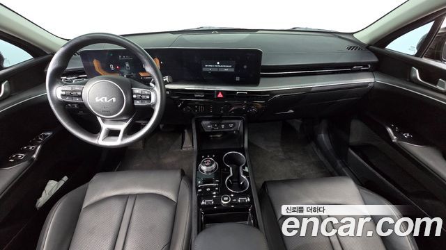Kia K5 2024 — photo 10