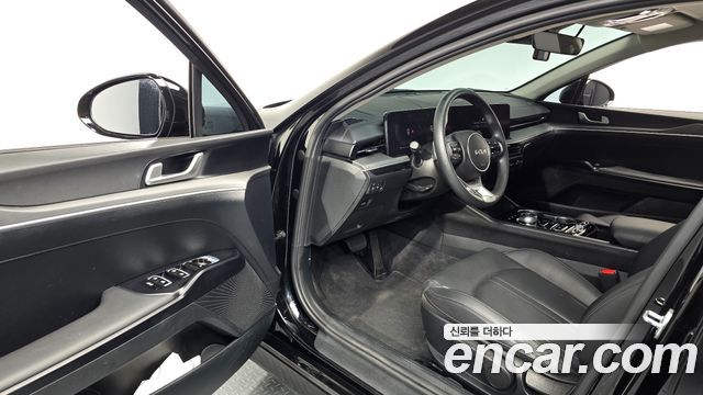 Kia K5 2024 — photo 13