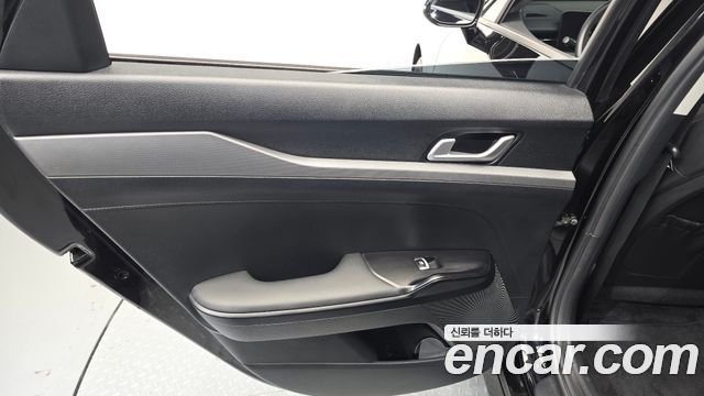 Kia K5 2024 — photo 15