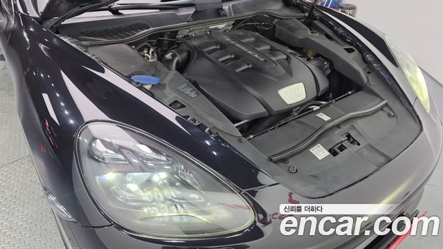 Porsche Cayenne 2013 — photo 6