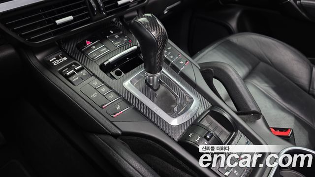 Porsche Cayenne 2013 — photo 12
