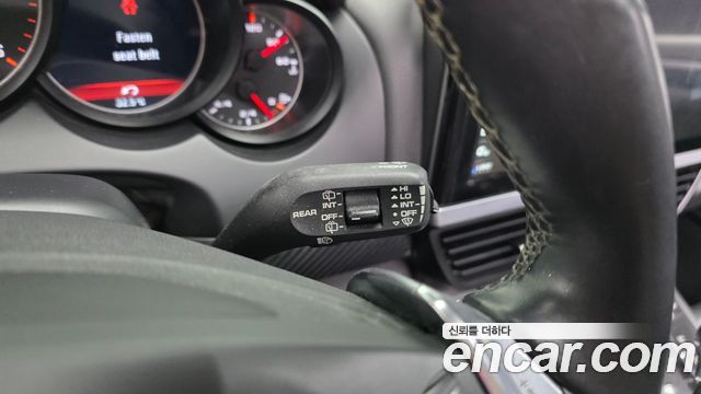 Porsche Cayenne 2013 — photo 29