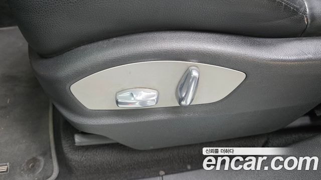 Porsche Cayenne 2013 — photo 31
