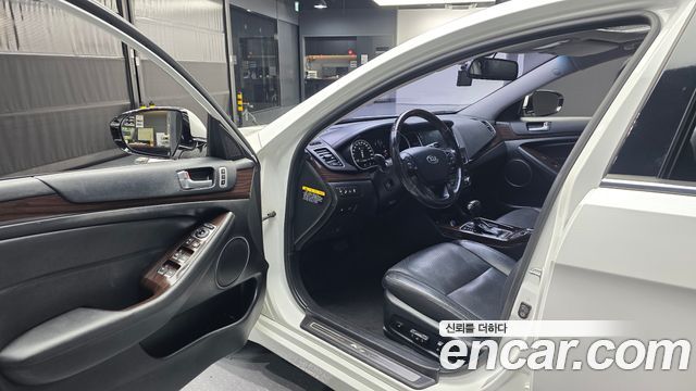 Kia K7 2015 — photo 10