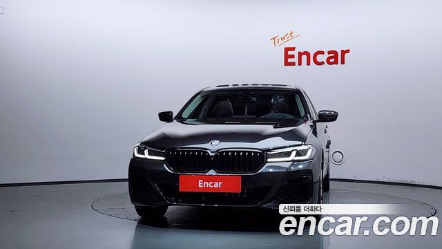 BMW 5-Series 2018 — photo 3