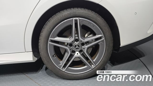 Mercedes-Benz CLA-Class 2024 — photo 7