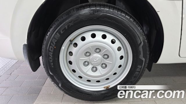 Hyundai Staria 2022 — photo 5