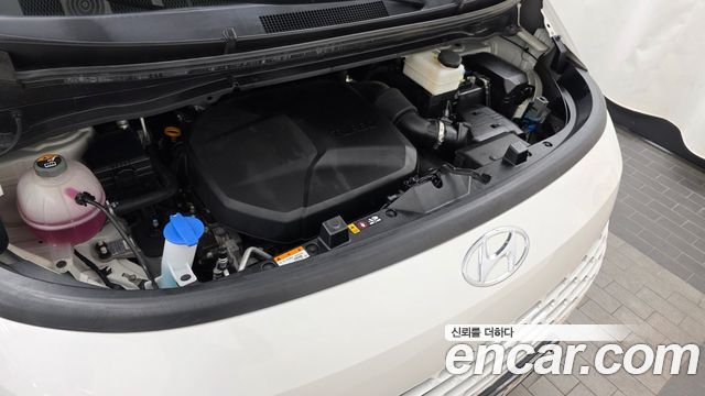 Hyundai Staria 2022 — photo 6