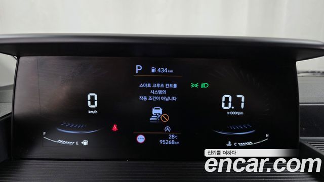 Hyundai Staria 2022 — photo 11