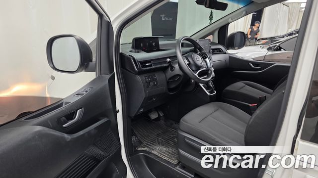 Hyundai Staria 2022 — photo 13