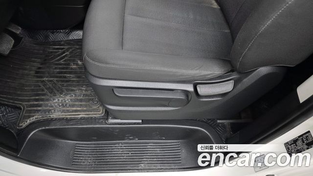 Hyundai Staria 2022 — photo 24