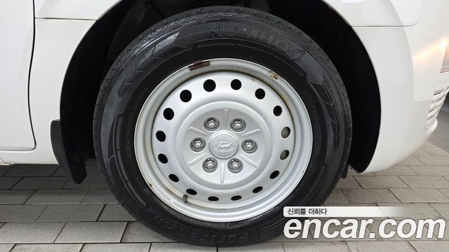 Hyundai Staria 2022 — photo 7