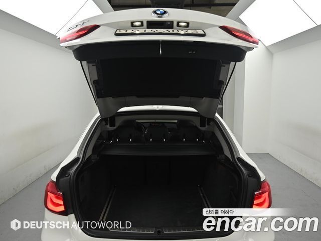 BMW Gran Turismo 2020 — photo 20