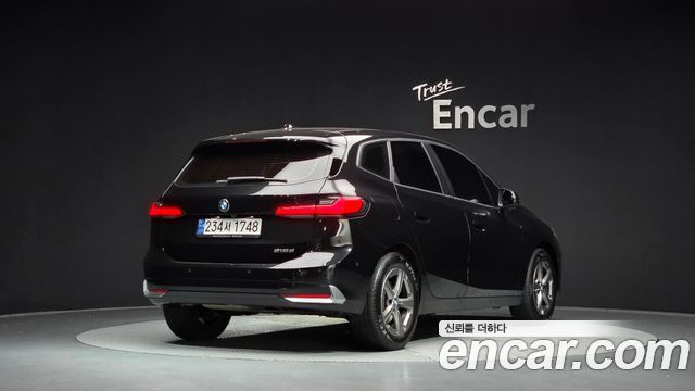 BMW 2-Series 2023 — photo 2