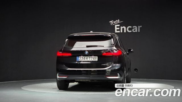 BMW 2-Series 2023 — photo 4
