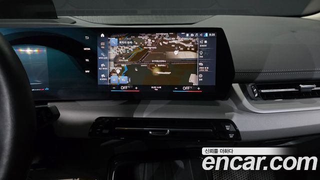 BMW 2-Series 2023 — photo 14