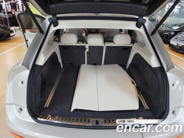 Bentley Bentayga 2026 — photo 18