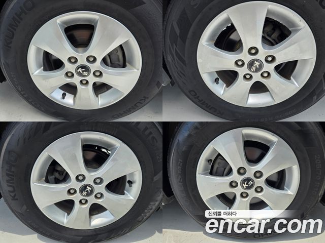 Kia K5 2011 — photo 19