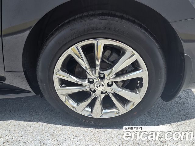 Kia Canival 2019 — photo 19