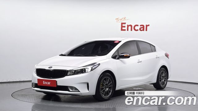 Kia K3 2016 — photo 1