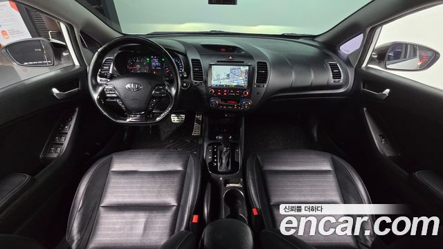 Kia K3 2016 — photo 10