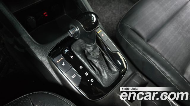 Kia K3 2016 — photo 12