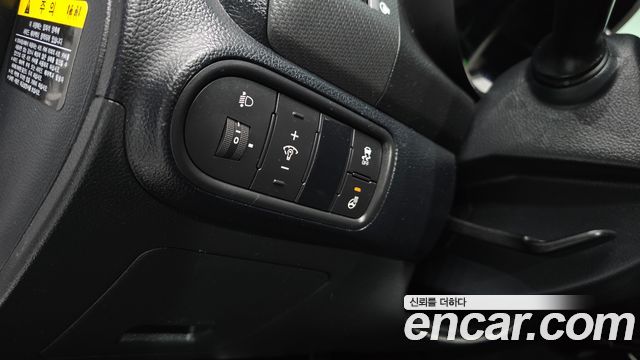 Kia K3 2016 — photo 22