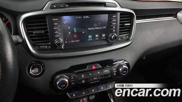 Kia Sorento 2015 — photo 13