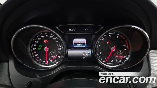 Mercedes-Benz CLA-Class 2017 — photo 8