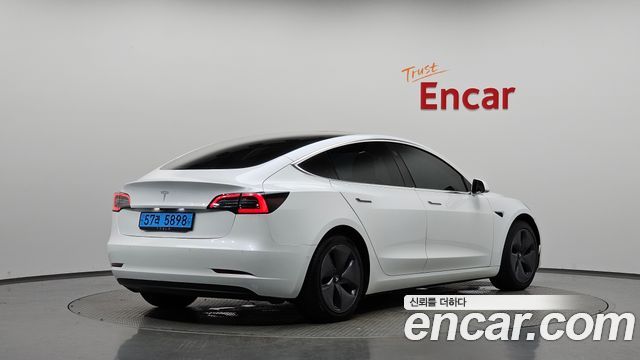 Tesla Model 3 2020 — photo 2