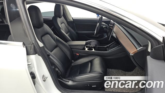 Tesla Model 3 2020 — photo 16