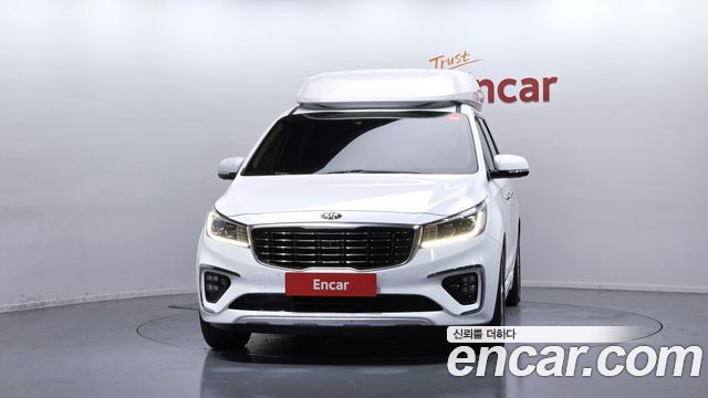 Kia Canival 2019 — photo 3