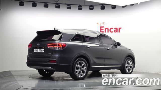 Kia Sorento 2016 — photo 2