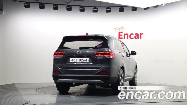 Kia Sorento 2016 — photo 4