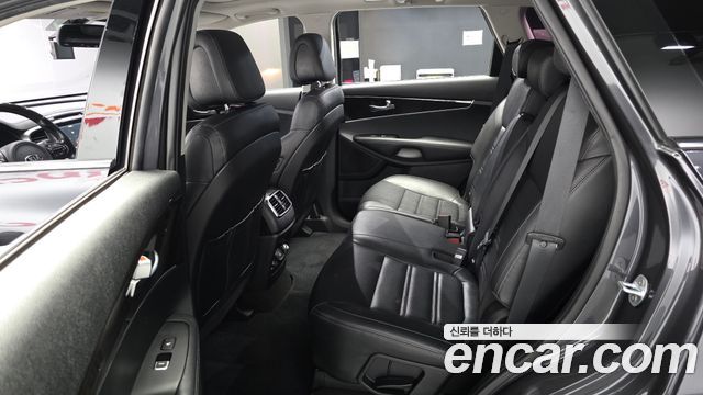 Kia Sorento 2016 — photo 16